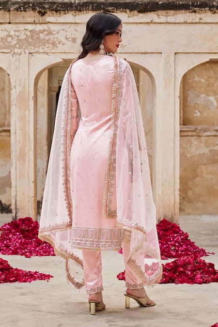 Lashkaraa Floral Embroidered Pink Kurta Set 