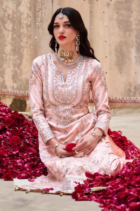 Lashkaraa_Pink Net, Satin Sequins, Zari Split V-neck Floral Embroidered Kurta Set _at_Aza_Fashions