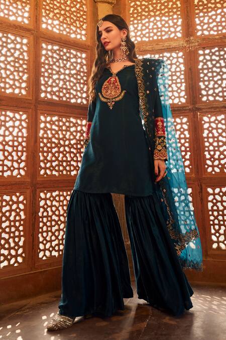 Lashkaraa_Blue Satin, Net Zari, Sequins Split V-neck Floral Embroidered Kurta Sharara Set_at_Aza_Fashions