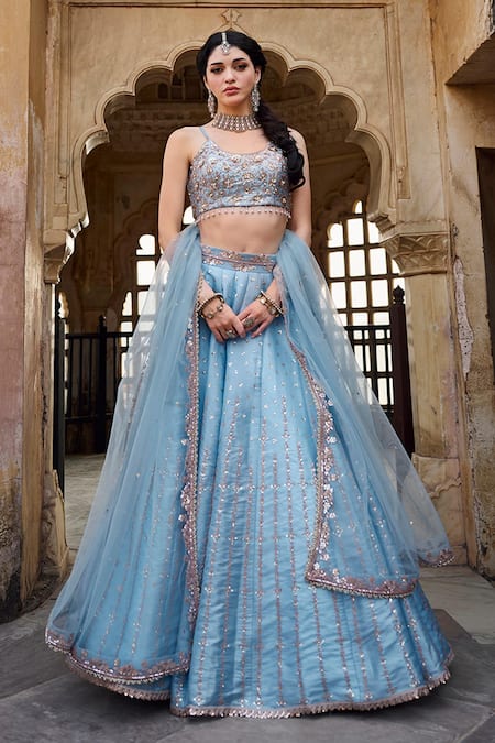 Lashkaraa Blue Organza, Net Embroidery, Sequins, Zari Round Neck Floral Lehenga Set at Aza Fashions Lashkaraa_Blue Organza, Net Embroidery, Sequins, Zari Round Neck Floral Lehenga Set _at_Aza_Fashions