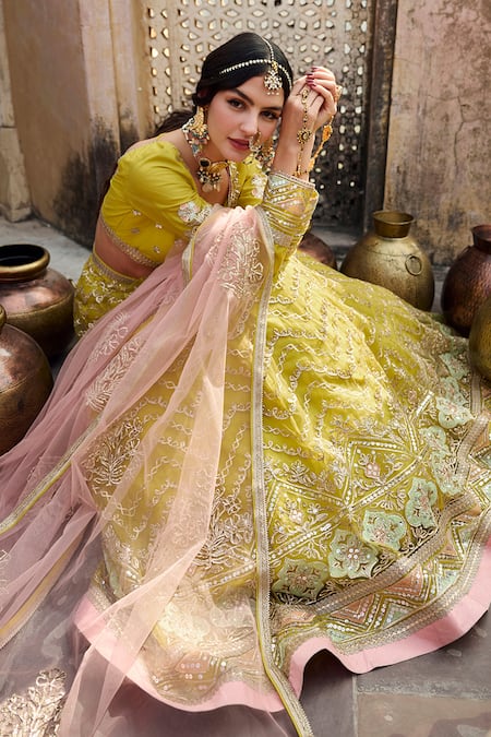 Buy_Lashkaraa_Yellow Net Sequins, Zari, Embroidery Round Neck Floral Lehenga Set_Online_at_Aza_Fashions