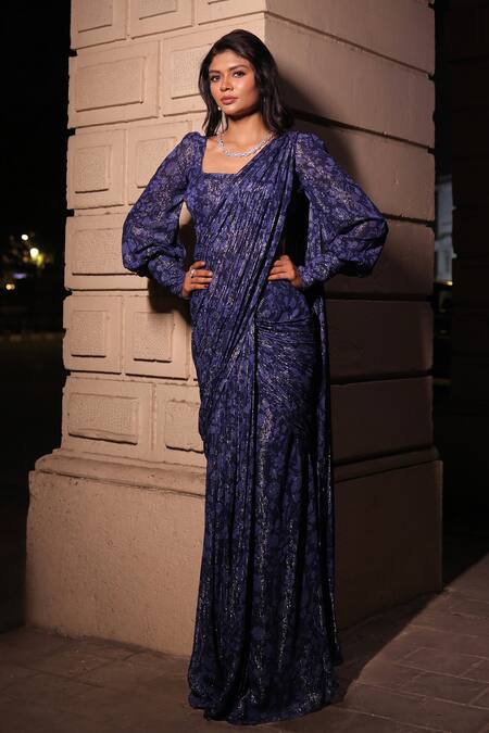 Buy_Kiyohra_Blue Lurex, Georgette Square Neck Floral Vine Print Pre-draped Saree Set _Online_at_Aza_Fashions