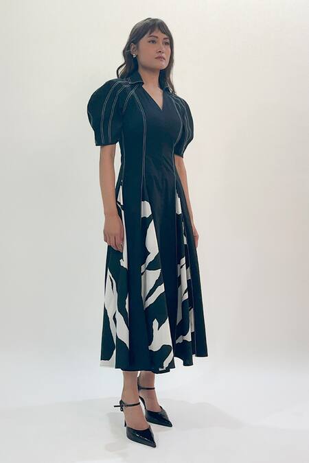 Leh Studios_Black Cotton Collared, V-neck Abstract Print Godet Midi Dress _Online_at_Aza_Fashions