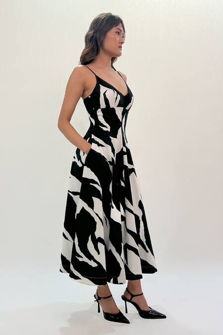 Buy_Leh Studios_Black Cotton Plunge Neck Abstract Print Midi Dress _Online_at_Aza_Fashions