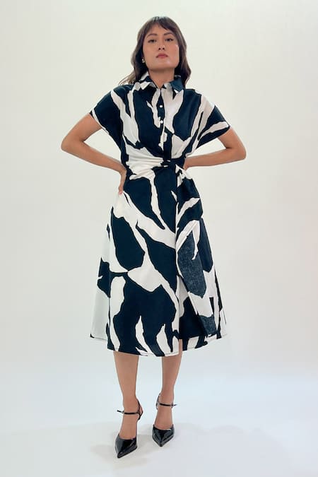 Buy_Leh Studios_Black Cotton Collared Abstract Print Wrap Dress _Online_at_Aza_Fashions