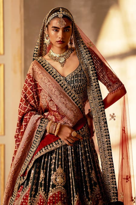 Shop Angad Singh Green Silk, Crepe Embroidery, Zari, Sequins Floral Zardozi Lehenga Set Online at Aza Fashions Shop_Angad Singh_Green Silk, Crepe Embroidery, Zari, Sequins Floral Zardozi Lehenga Set _Online_at_Aza_Fashions