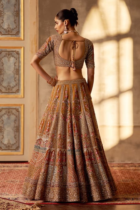 Angad Singh Green Silk, Crepe Embroidery Mughal Lehenga Set Online at Aza Fashions Angad Singh_Green Silk, Crepe Embroidery Mughal Lehenga Set _Online_at_Aza_Fashions