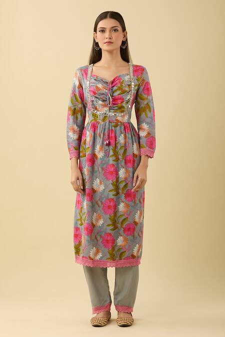 Bairaas_Gray Cotton, Chiffon Embroidery Sweetheart Bougainvillea Bloom Print Kurta Set_at_Aza_Fashions