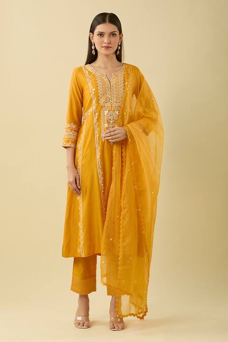 Buy Basanti - Kapde Aur Koffee Yellow Cotton, Chanderi Embroidery, Mirrors Split Abstract A-line Kurta Set Buy_Basanti - Kapde Aur Koffee_Yellow Cotton, Chanderi Embroidery, Mirrors Split Abstract A-line Kurta Set