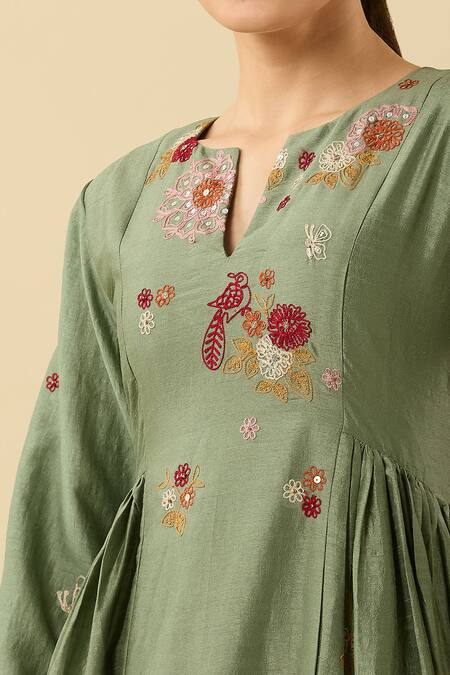 Shop Basanti - Kapde Aur Koffee Green Cotton Embroidery, Sequins Collared Floral Anarkali And Pant Set Online at Aza Fashions Shop_Basanti - Kapde Aur Koffee_Green Cotton Embroidery, Sequins Collared Floral Anarkali And Pant Set_Online_at_Aza_Fashions