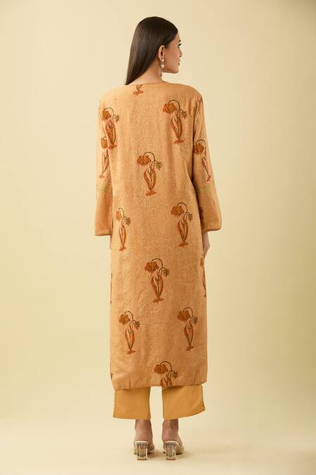 Shop Missprint Orange Chanderi Embroidery Round Neck Floral Printed Kurta Set at Aza Fashions Shop_Missprint_Orange Chanderi Embroidery Round Neck Floral Printed Kurta Set_at_Aza_Fashions