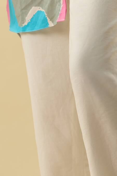 Pleats By Aruni_White Chanderi Straight Fit Pant_Online_at_Aza_Fashions