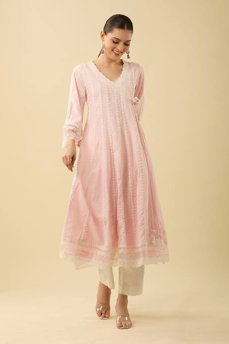 Roze_Pink Lace Scoop Neck Embellished Angarkha Kurta _Online_at_Aza_Fashions