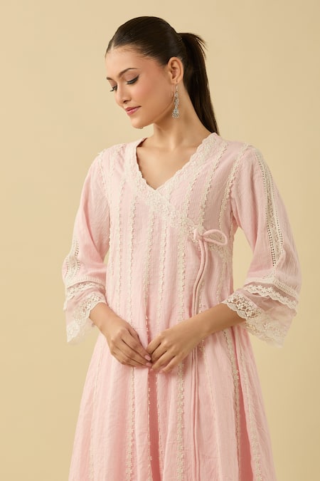 Roze_Pink Lace Scoop Neck Embellished Angarkha Kurta _at_Aza_Fashions