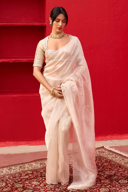 Zoon Aari Embroidered Saree With Blouse 