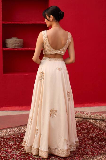 Buy_Zoon_Cream Brocade, Satin, Crepe, Organza Sequins, Embroidery Aari Lehenga Set 
