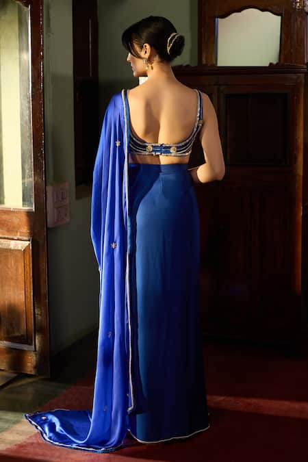 Zoon Aari Bloom Embroidered Pre-Draped Saree Set 