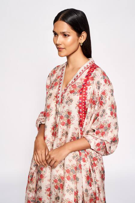 Shop Anita Dongre Beige Modal Floral Print Dupatta Online at Aza Fashions Shop_Anita Dongre_Beige Modal Floral Print Dupatta_Online_at_Aza_Fashions