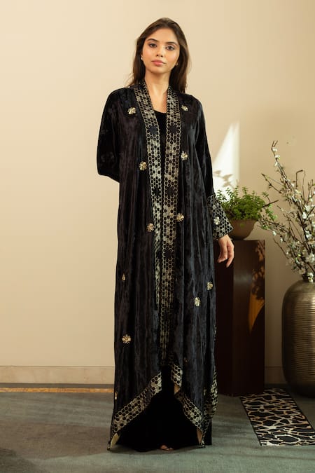 House Of Inari Black Honey Bee Embroidered Cape 