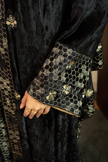 Shop_House Of Inari_Black Honey Bee Embroidered Cape _Online_at_Aza_Fashions