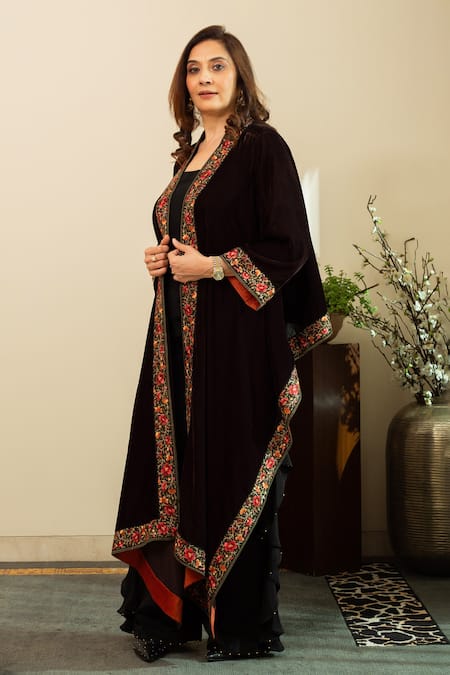 Shop House Of Inari Brown Amber Velvet Parsi Gara Cape Online at Aza Fashions Shop_House Of Inari_Brown Amber Velvet Parsi Gara Cape _Online_at_Aza_Fashions