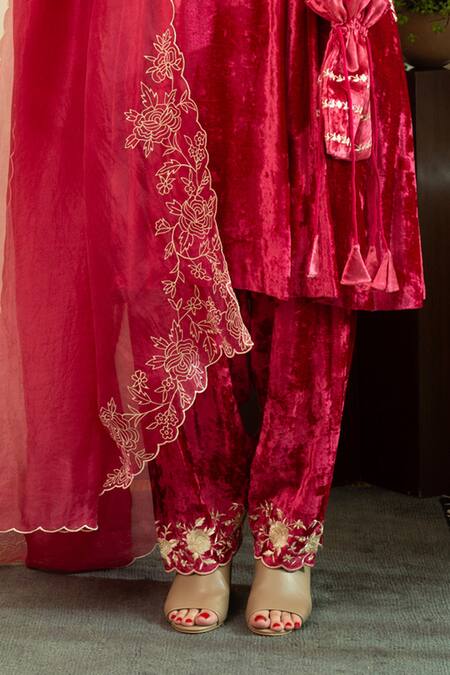 House Of Inari_Pink Velvet, Maheshwari Embroidery Round Neck Flared Sleeve Parsi Gara Kurta Set _at_Aza_Fashions