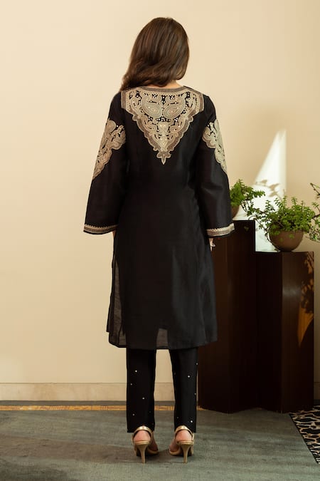 House Of Inari Black Aari Patch Kurta Pant Set 