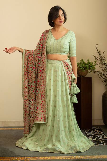 House Of Inari_Green Silk, Georgette Embroidery Floral Sea Dupatta _Online_at_Aza_Fashions