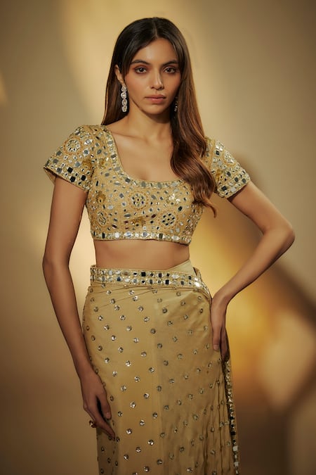 Buy_Vana Ethnics_Gold Viscose, Linen Sequins, Mirrors, Zari Embroidered Pre-draped Saree Set _Online_at_Aza_Fashions