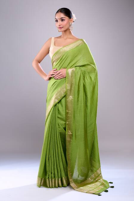 Samyukta Singhania Green Chanderi Tassels Detailed Pallu Saree With Unstitched Blouse Piece at Aza Fashions Samyukta Singhania_Green Chanderi Tassels Detailed Pallu Saree With Unstitched Blouse Piece_at_Aza_Fashions