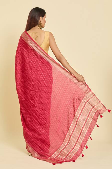 Shop Samyukta Singhania Maroon Chanderi Checks Pattern Saree With Unstitched Blouse Piece at Aza Fashions Shop_Samyukta Singhania_Maroon Chanderi Checks Pattern Saree With Unstitched Blouse Piece_at_Aza_Fashions