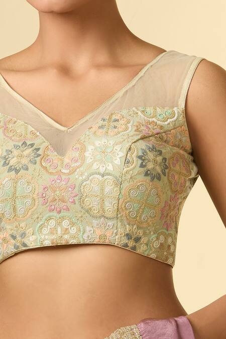 Buy_Samyukta Singhania_Green Embroidery V-neck Floral Padded Blouse _Online_at_Aza_Fashions