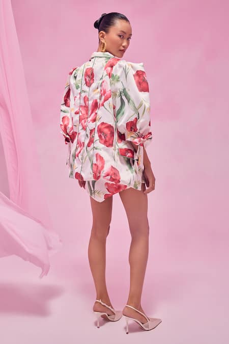Shop July Issue White Silk Floral Print Blazer And Skirt Set at Aza Fashions Shop_July Issue_White Silk Floral Print Blazer And Skirt Set _at_Aza_Fashions