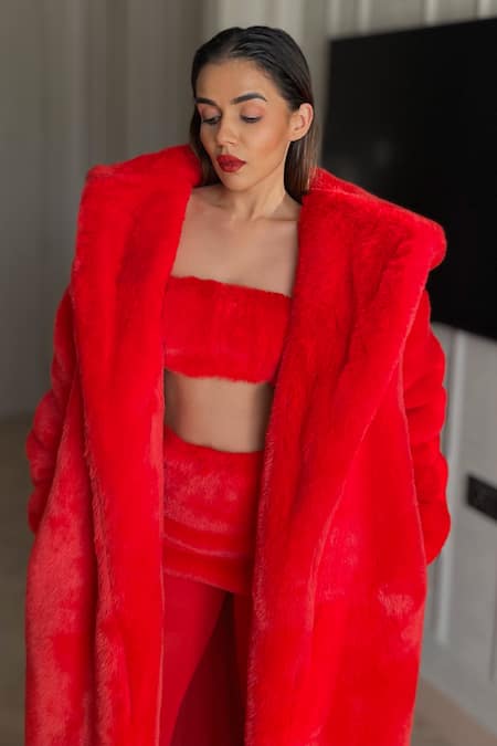 July Issue Red Faux Leather Shawl , Square Fur Jacket And Skirt Set Online at Aza Fashions July Issue_Red Faux Leather Shawl , Square Fur Jacket And Skirt Set _Online_at_Aza_Fashions