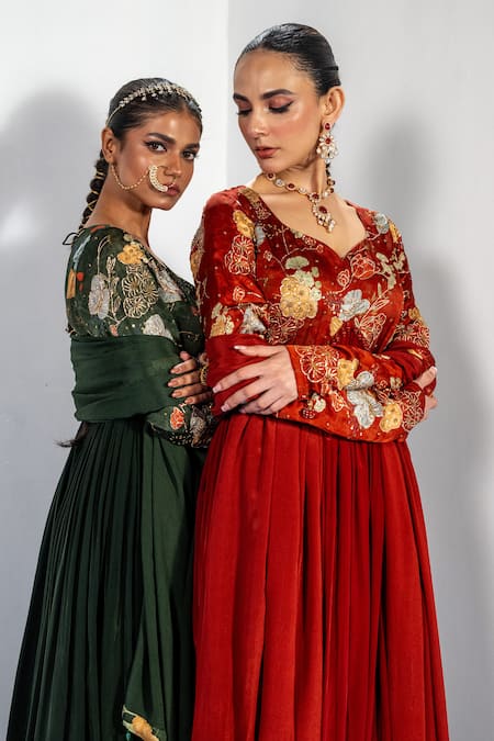 Shop Label Shristi Chetani Green Crepe, Chiffon Embroidery, Beads Round Neck Anarkali Set Online at Aza Fashions Shop_Label Shristi Chetani_Green Crepe, Chiffon Embroidery, Beads Round Neck Anarkali Set_Online_at_Aza_Fashions