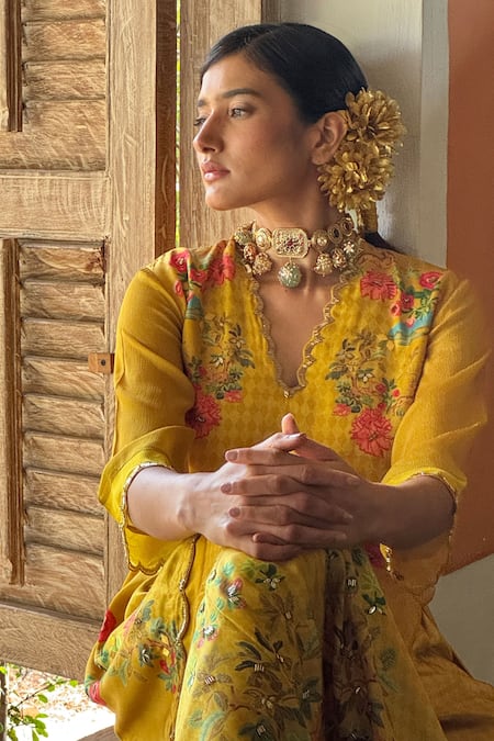 Buy_Basil Leaf_Yellow Chiffon Embroidery Scallop Neckline Sharara Set 