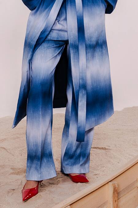 July Issue_Blue Cotton V-neck Shaded Jacket And Pant Set _Online_at_Aza_Fashions