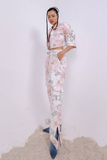 July Issue_Pink Cotton Round Neck, Collared Floral Quilted Jacket And Jogger Pant Set _at_Aza_Fashions