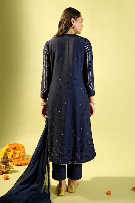 Komal Shah Navy Blue Embroidered Kurta & Pant Set 