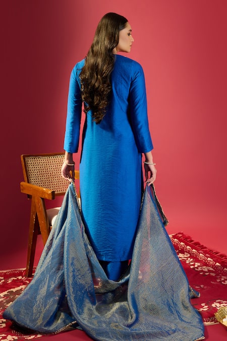 Komal Shah Royal Blue Hand Embroidered Kurta Set 