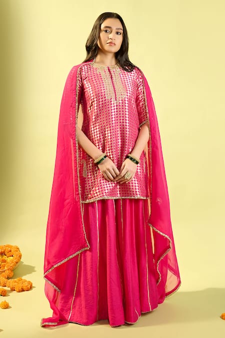 Buy_Komal Shah_Pink Brocade, Chanderi, Organza Embroidery Round Rani Barfi Kurta Palazzo Set _Online_at_Aza_Fashions