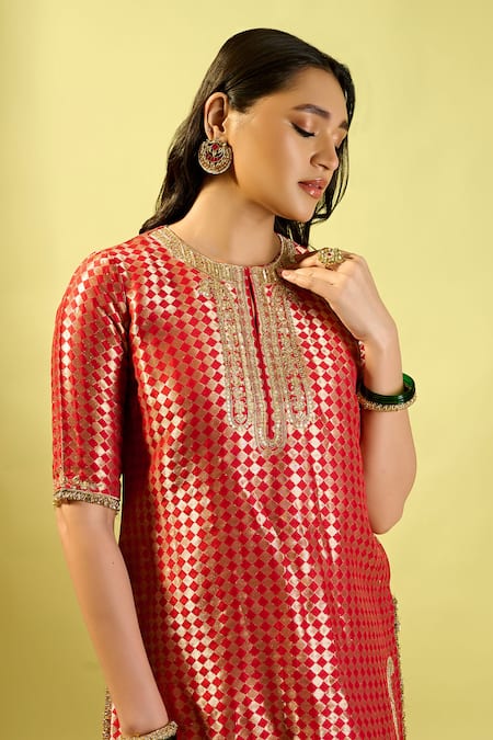 Komal Shah_Red Cotton Embroidery Round Neck Designer Kurta Palazzo Set _at_Aza_Fashions