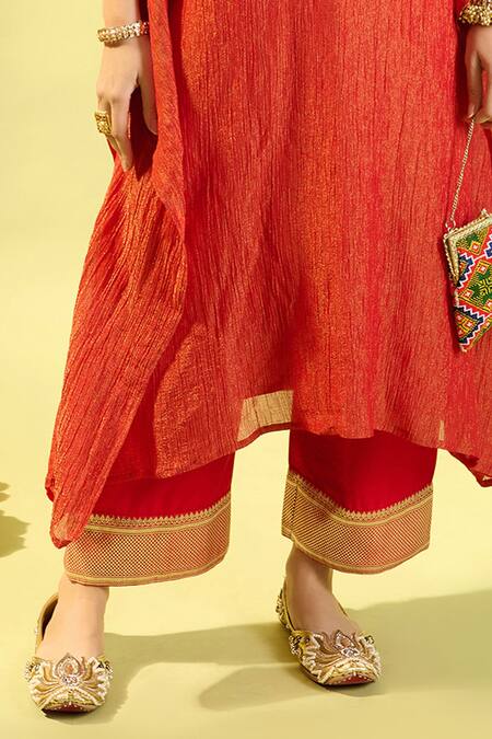 Komal Shah_Red Silk Zari, Embroidery Split V-neck Crinkle Kaftan Set With Pant _Online_at_Aza_Fashions
