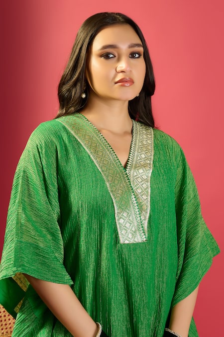 Shop_Komal Shah_Green Silk Embroidery, Zari V-neck Crinkle Kaftan Set With Pant _Online_at_Aza_Fashions