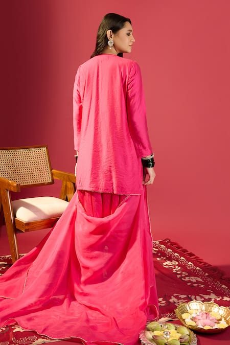 Komal Shah_Pink Chanderi Beads, Zari Split V-neck Kurta Dhoti Set _Online_at_Aza_Fashions