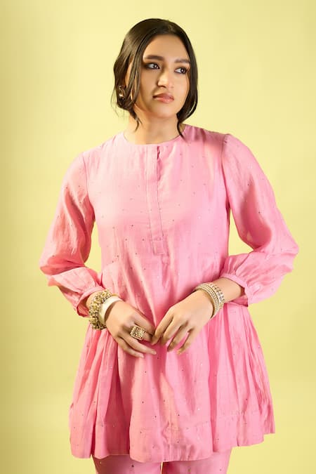 Komal Shah_Pink Chanderi Embroidery Round Neck Rose Co-ord Set _at_Aza_Fashions