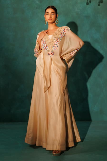 Vinita Bhansali Chandani Chic Cape Set 