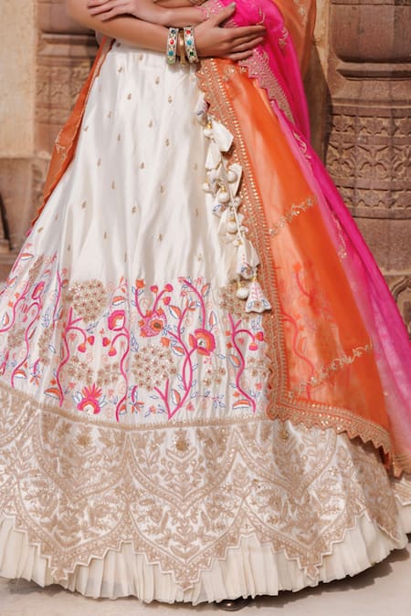 Vinita Bhansali_Cream Silk, Chiffon Tassels, Embroidery Sweetheart Designer Lehenga Set With _Online_at_Aza_Fashions