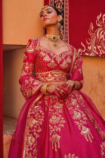 Shop Vinita Bhansali Pink , Organza Sequins, Mirrors Round Falguni Embroidered Lehenga Set Online at Aza Fashions Shop_Vinita Bhansali_Pink , Organza Sequins, Mirrors Round Falguni Embroidered Lehenga Set _Online_at_Aza_Fashions