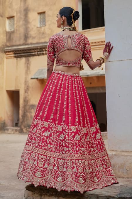 Shop Vinita Bhansali Red Silk, Chiffon Embroidery V-neck Bridal Lehenga Set at Aza Fashions Shop_Vinita Bhansali_Red Silk, Chiffon Embroidery V-neck Bridal Lehenga Set _at_Aza_Fashions